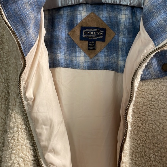 Incredible Pendleton Teddy Bear Sherpa Coat - Picture 5 of 8